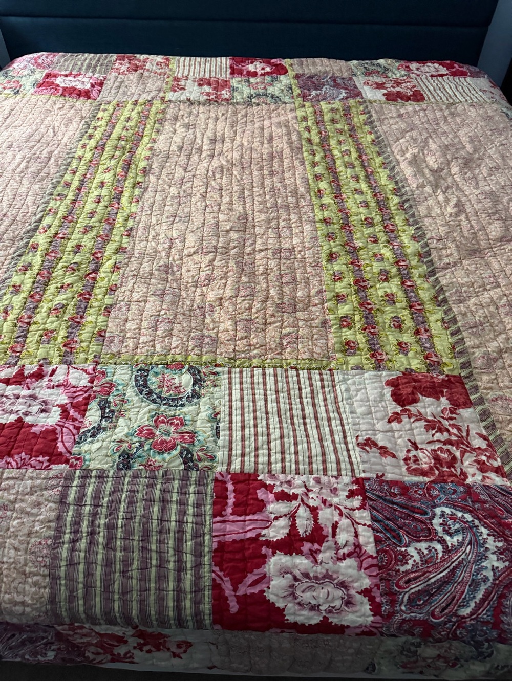 Pottery barn, Gemma Georgia patchwork multicolored kantha king size cotton quilt